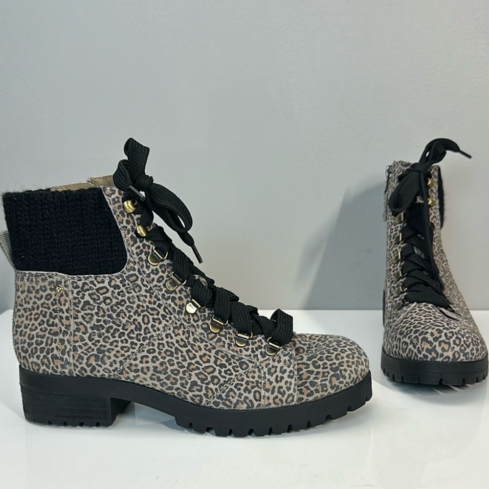 OTBT Lakewood Leopard Animal Print Ankle Boots Size 9.5‎